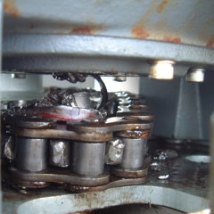 Investigation into broken gearbox drive shaft on a rotating antenna.
